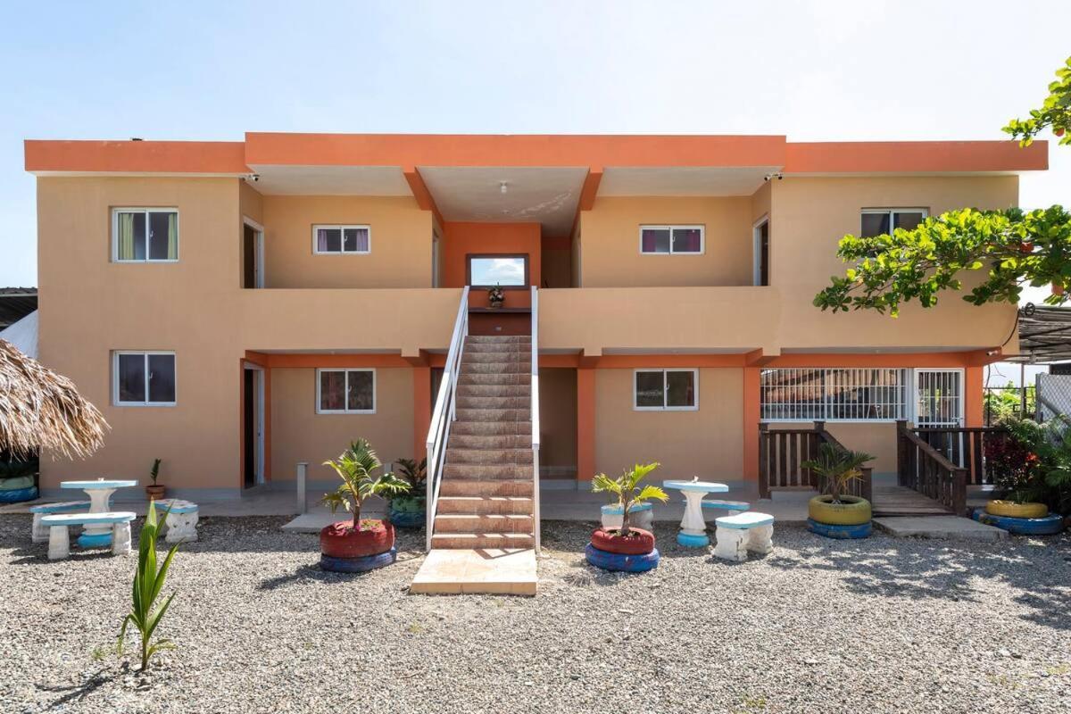 Hotel Rancho El Novato Concepción de La Vega Esterno foto